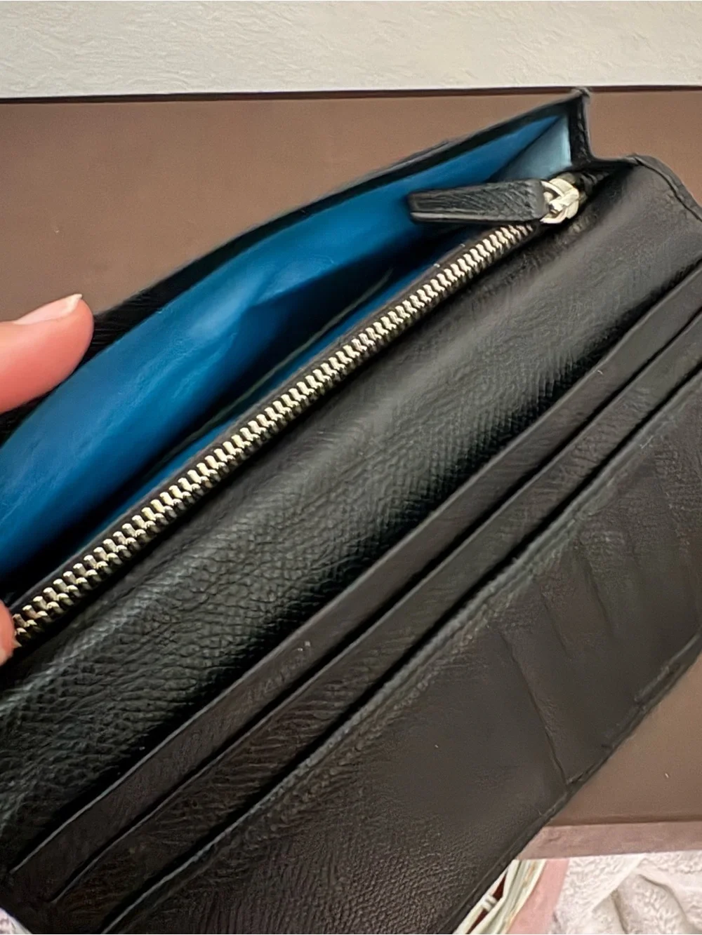 Bulgari black yen leather Bifold Wallet